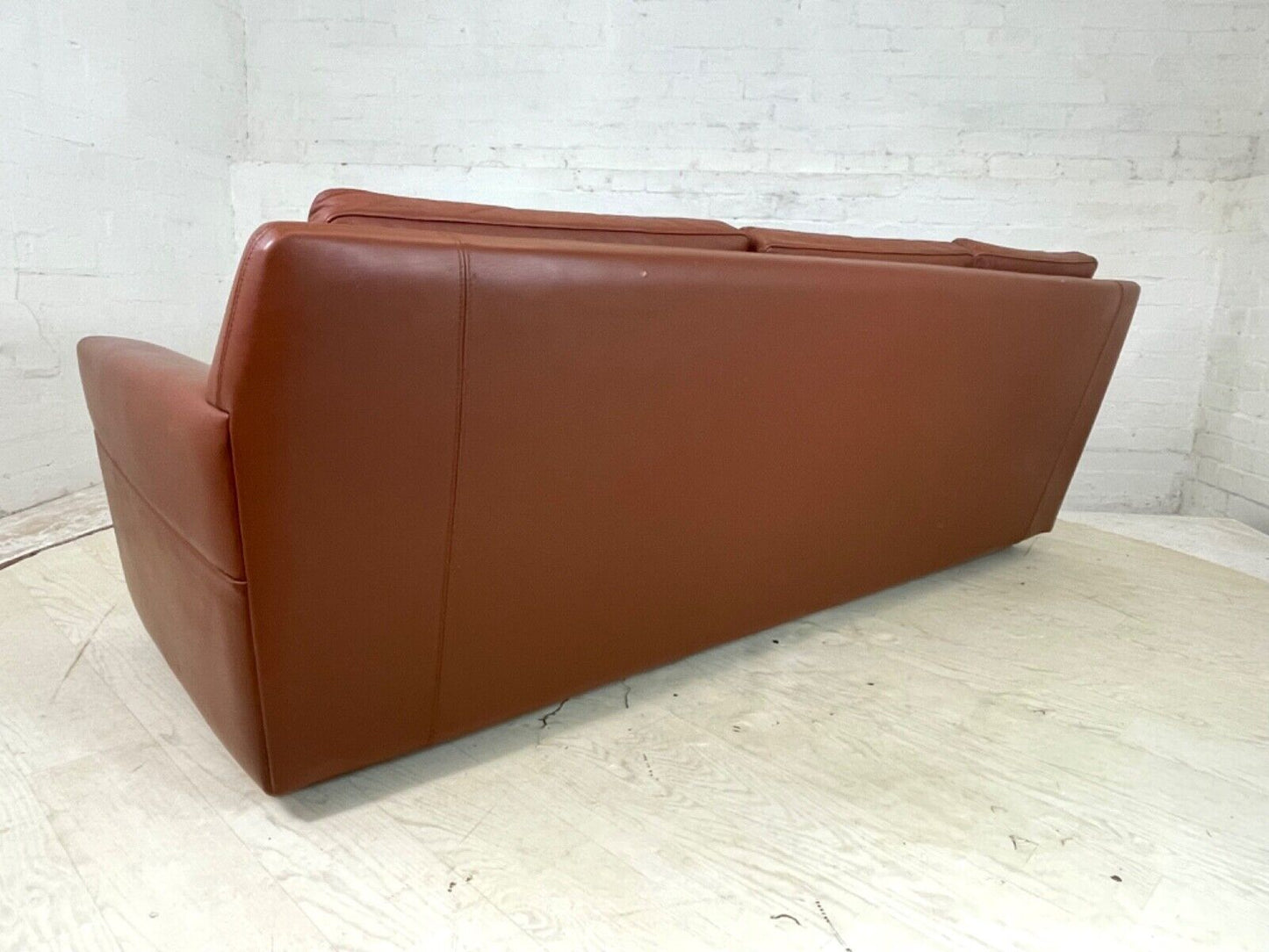 EB4300 Danish Tan Leather 1970s Sofa. Oak Sled Base, Vintage, Retro, MCM. M3SS