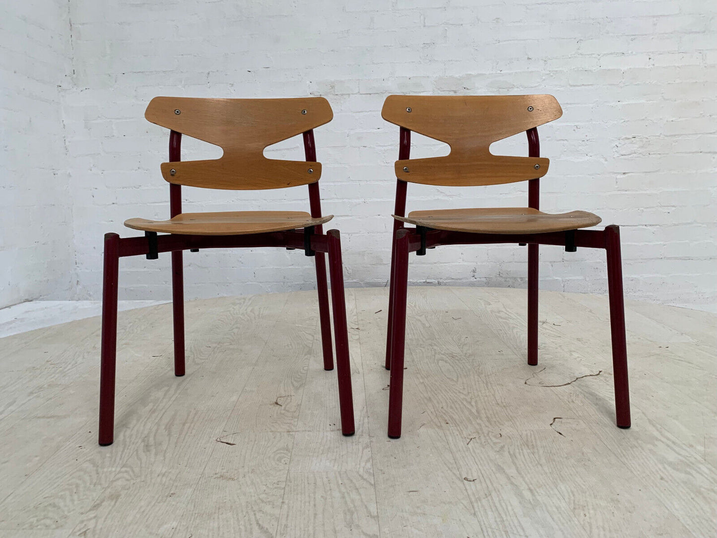 EB3634 Pair of Randers Beech & Burgundy Steel Childrens Stacking Chair MSTA