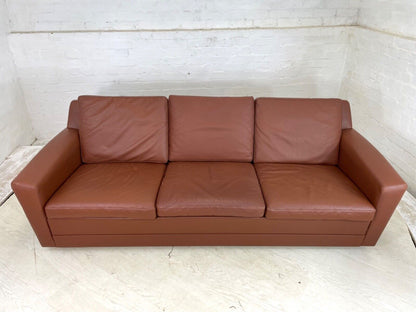 EB4300 Danish Tan Leather 1970s Sofa. Oak Sled Base, Vintage, Retro, MCM. M3SS