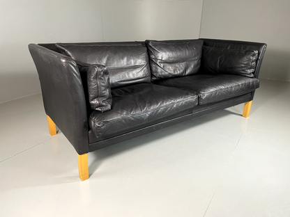 EB5862 Vintage Danish 2 Seat Sofa in Black Leather Beech Legs Retro Seating M2SS