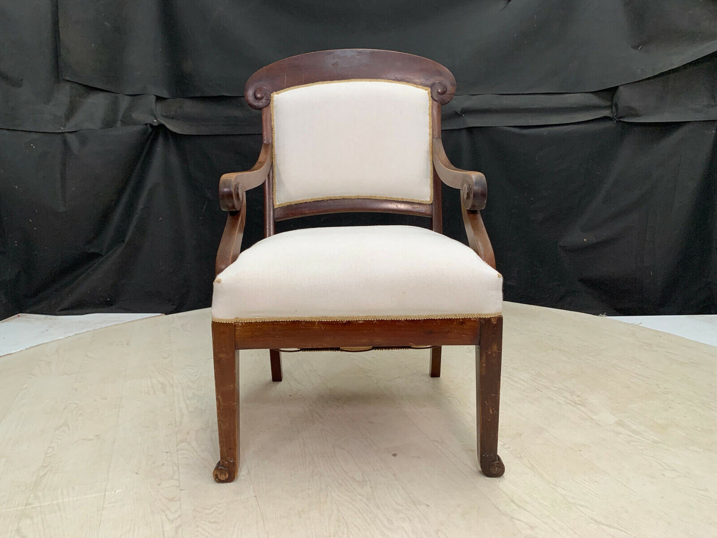 EB2493 Danish Beech & White Fabric High Backed Chair Vintage Antique Lounge VCAR