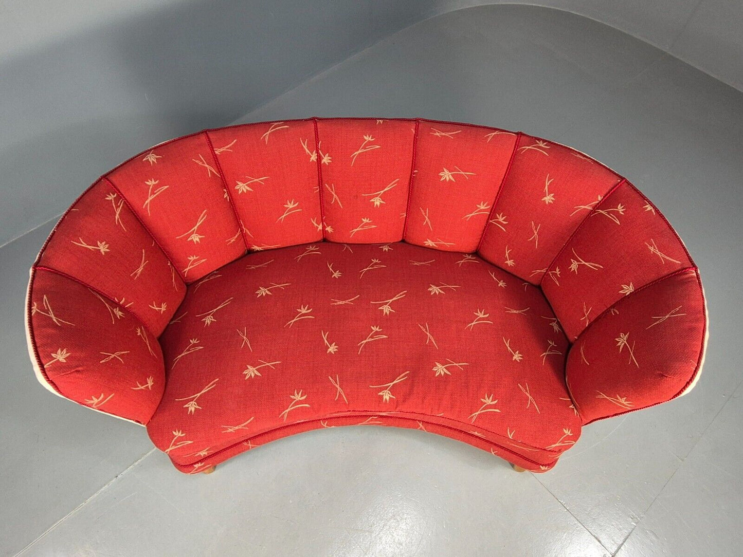 Vintage Danish Banana sofa Red and Cream Shell back Deco 1930s Retro EB8297 V2SS