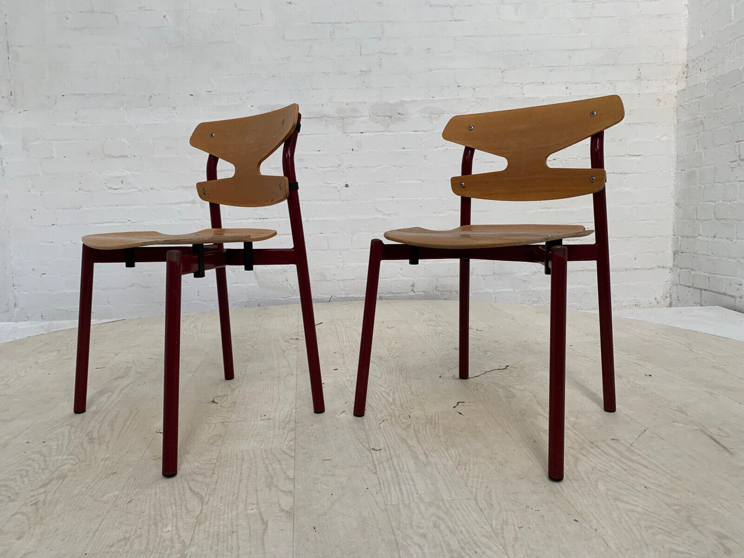 EB3634 Pair of Randers Beech & Burgundy Steel Childrens Stacking Chair MSTA