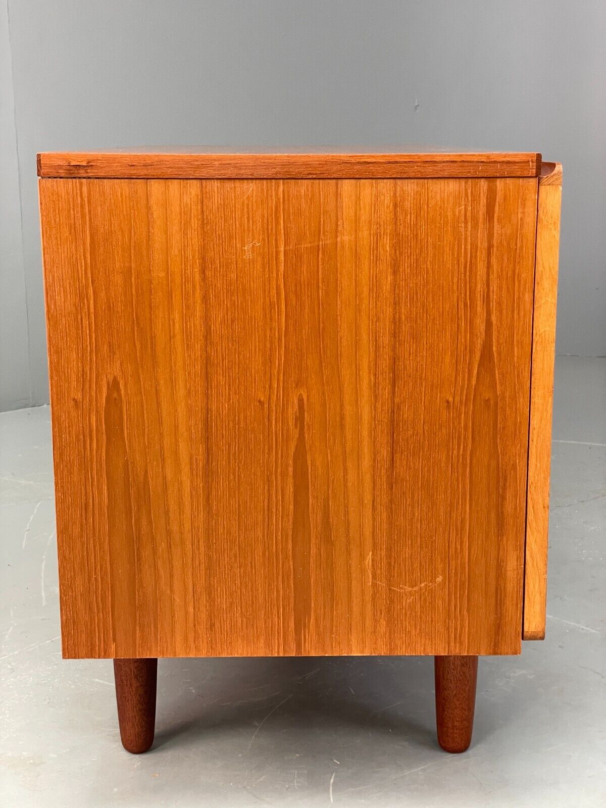 EB7145 Vintage Teak Cupboard by Beaver & Tapley Mid Century 1970s MWOO