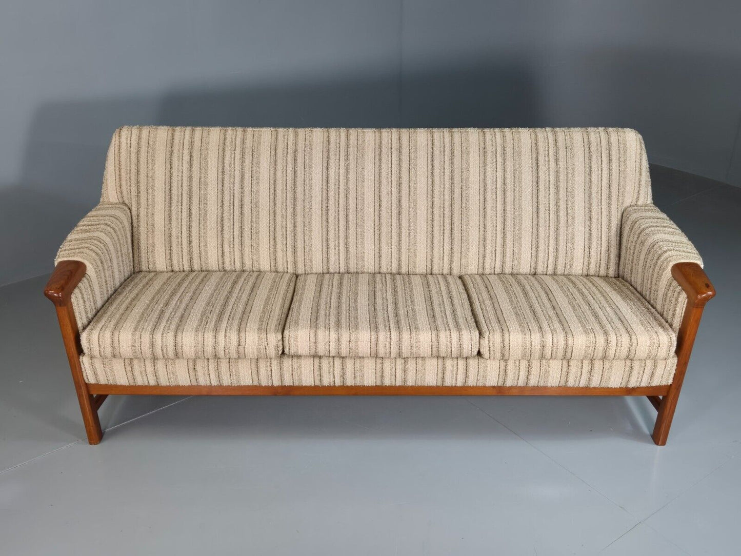 EB7569 Vintage Swedish 3 Seat Sofa Cream Wool Teak Paws Retro MCM 1960s M3SS