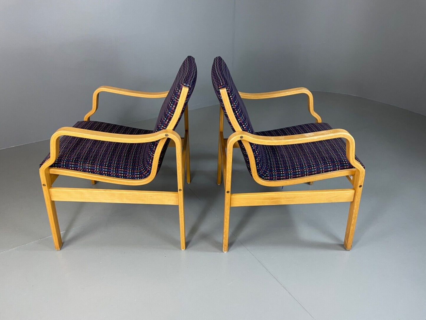 EB5066  Vintage Danish bentwood lounge chairs, Aalto Style, Farstrup. Retro MBEN