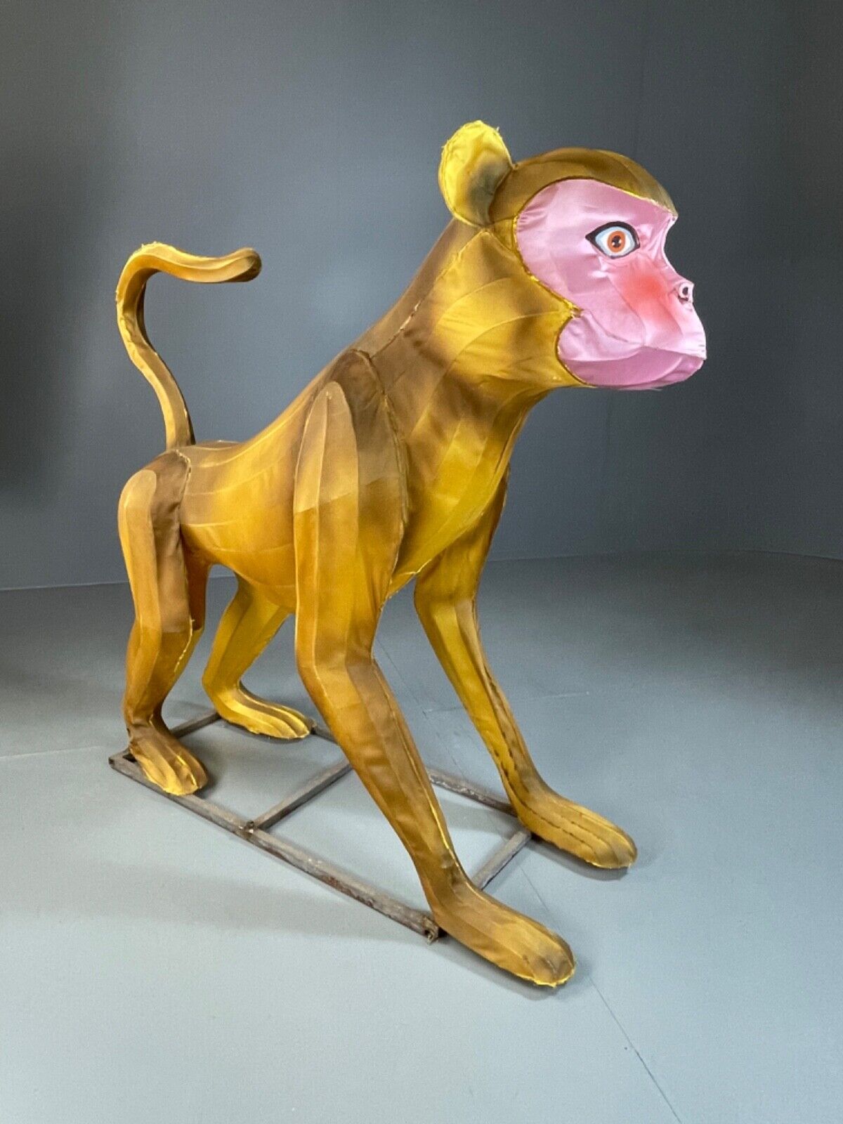 EB5002 Oversized Monkey Sculpture, Indoor/Outdoor, One off,  VWOO