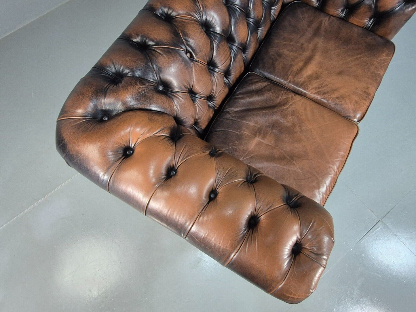 Vintage 2 Seat Chesterfield Sofa Brown Leather 1980s EB8329 VCHE