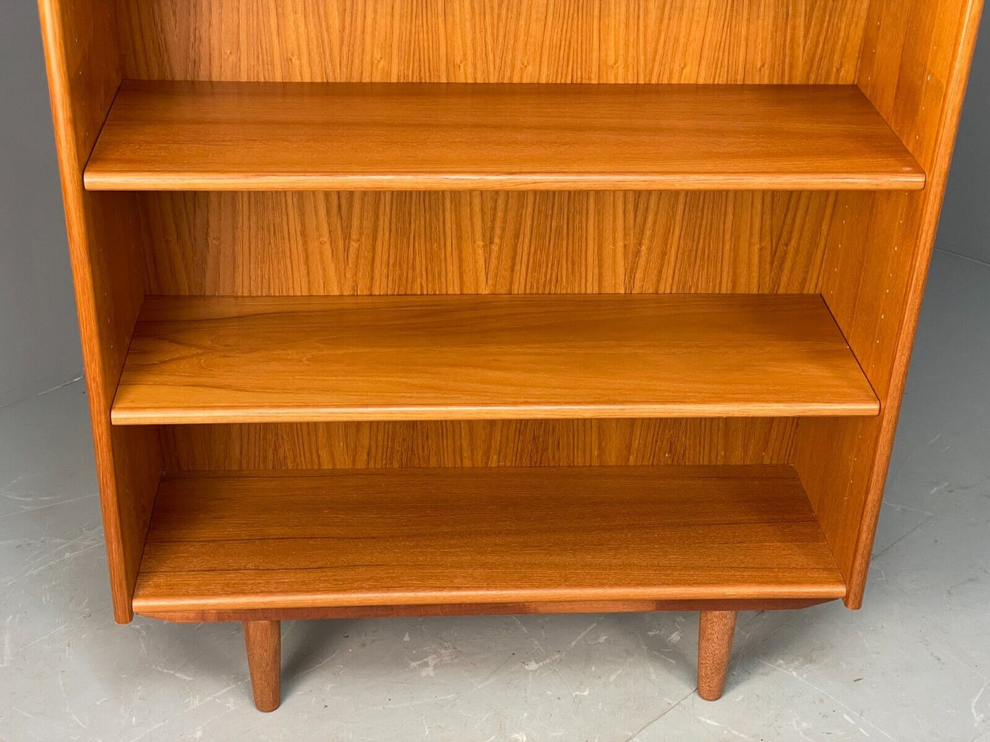 Vintage Danish Tall Teak Shelving Unit 1980s Retro Design EB7843 MWOO