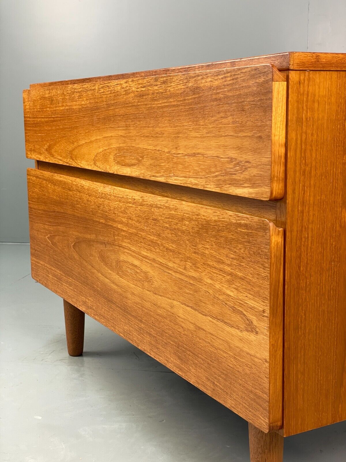 Vintage Small Teak Chest Of Drawers By Beaver & Tapley EB7966 MWOO