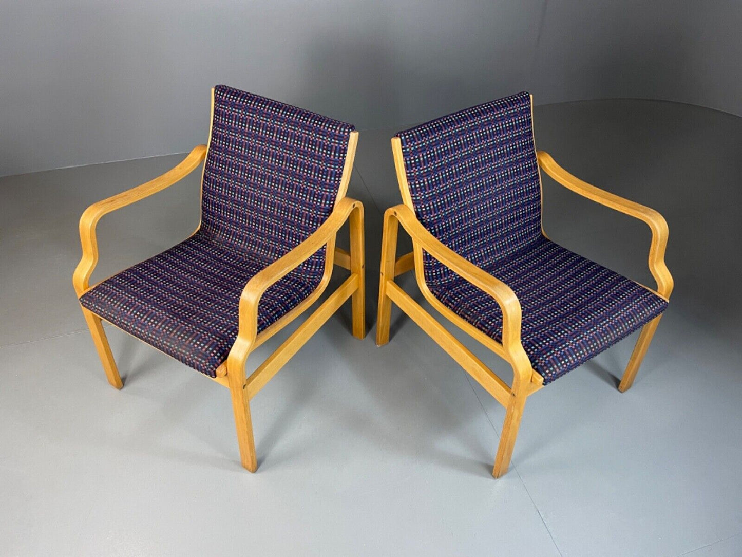 EB4880 Two Farstrup Bentwood Lounge chairs MCM, Retro, Vintage Danish MBEN