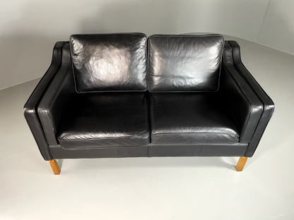 EB5865 Vintage Danish 2 Seat Sofa Black Leather Oak Legs Retro Mid Century M2SS