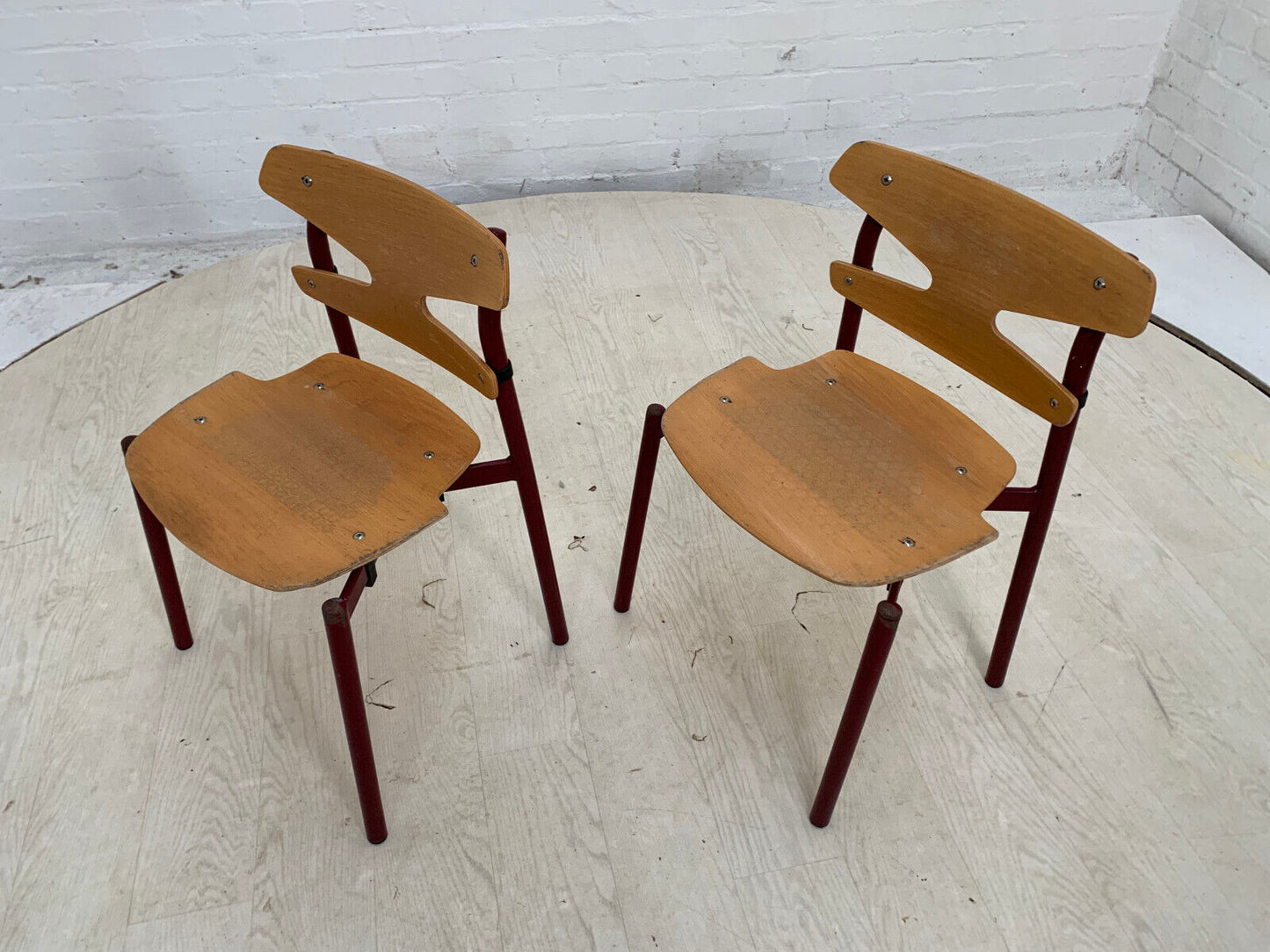 EB3633 Pair of Randers Beech & Burgundy Steel Childrens Stacking Chair MSTA