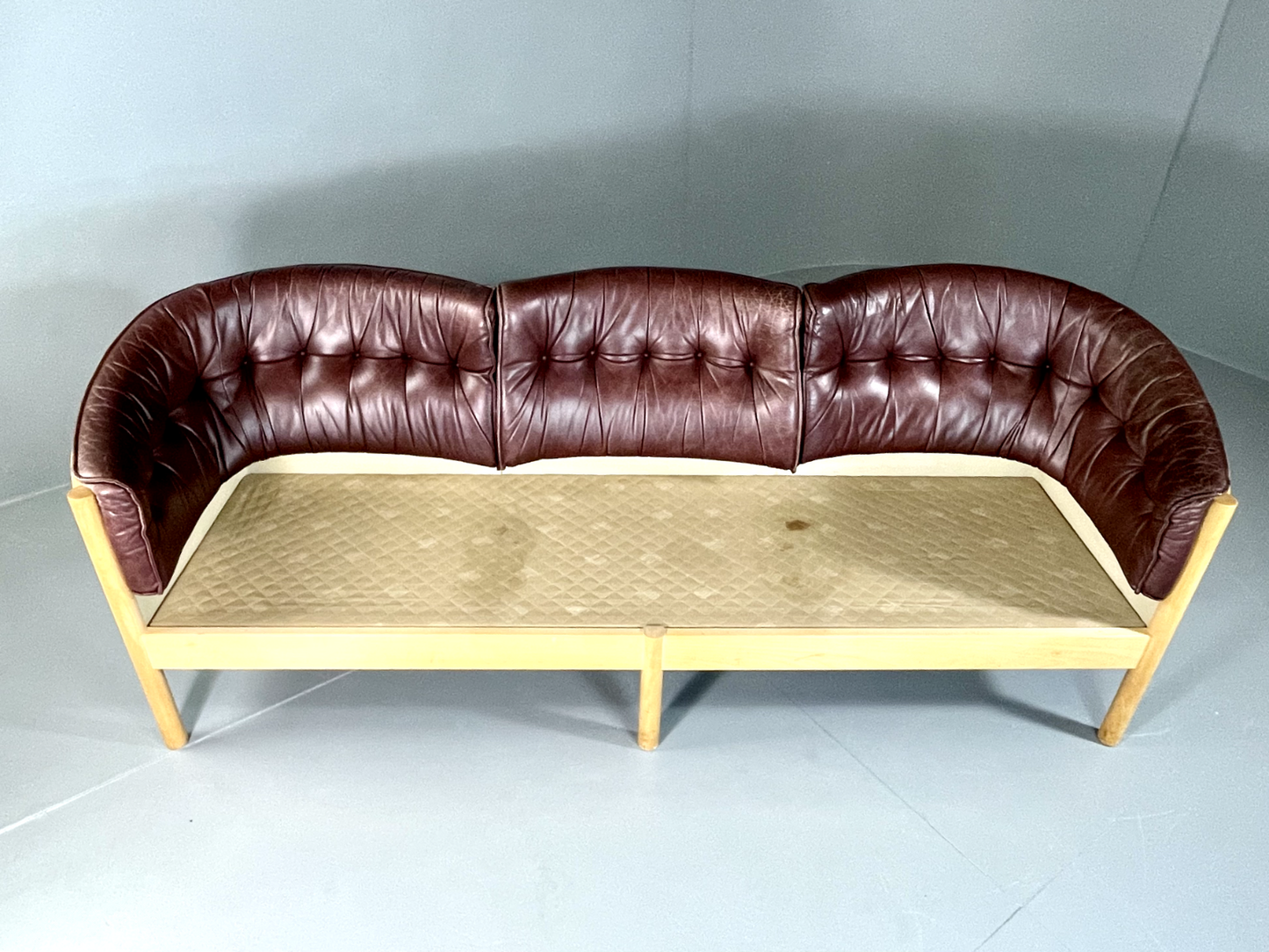 EB6086 Vintage Danish Three Seat Sofa, Leather, Stickback, Jeki, Retro MCM M3SS