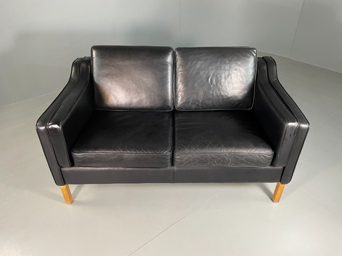 EB6641 Vintage Danish 2 Seat Sofa Black Leather Mogensen Style Retro MCM M2SS