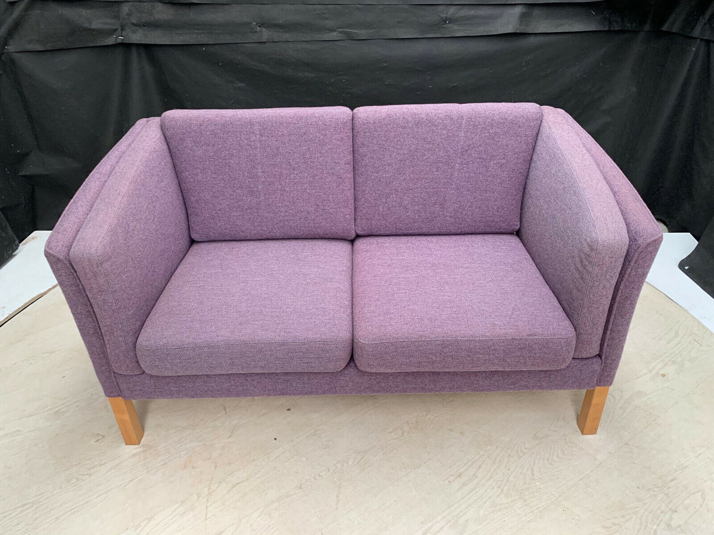 EB2673 Danish Purple Wool Two Seater Sofa Mid-Century Modern Lounge Seating M2SS