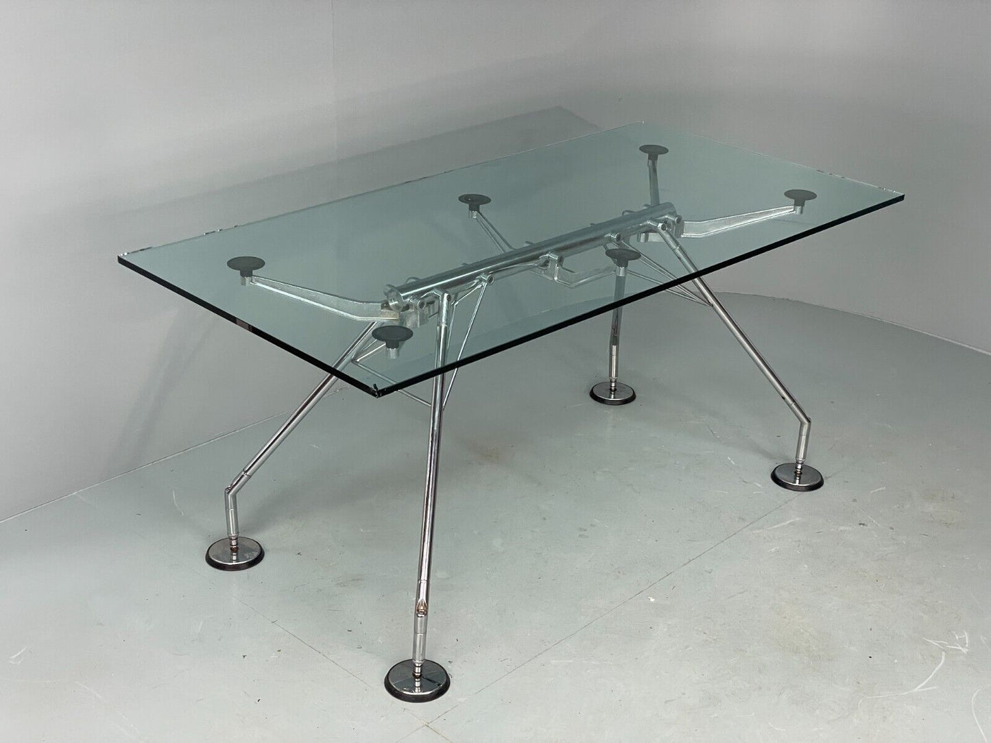 Nomos Table By Norman Foster For Tecno Postmodern Designer 1980s EB7532 MWOO