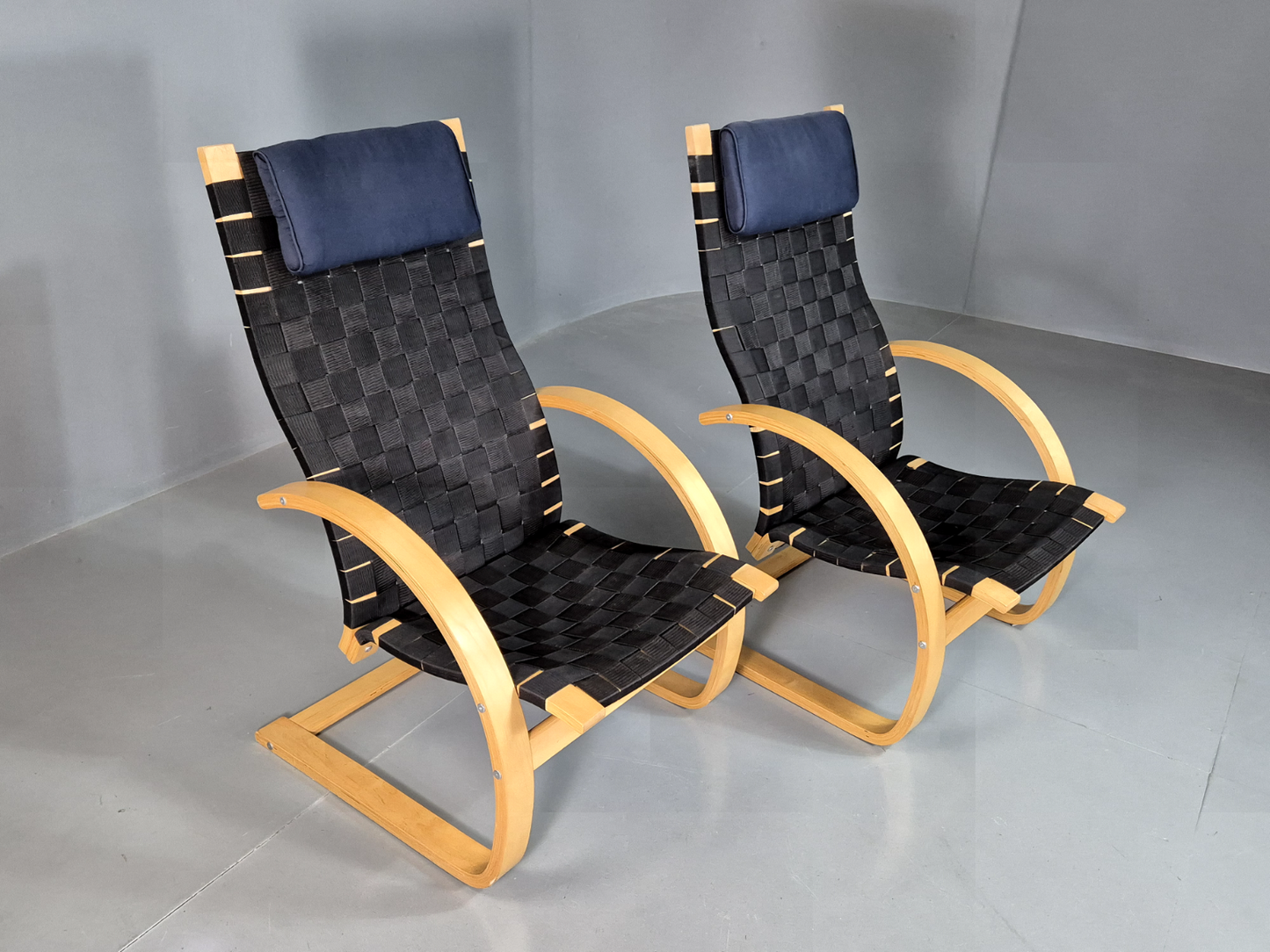 EB7228 2 Vintage Danish Lounge Chairs Canvas Bentwood Aalto Style MCM Retro MBEN