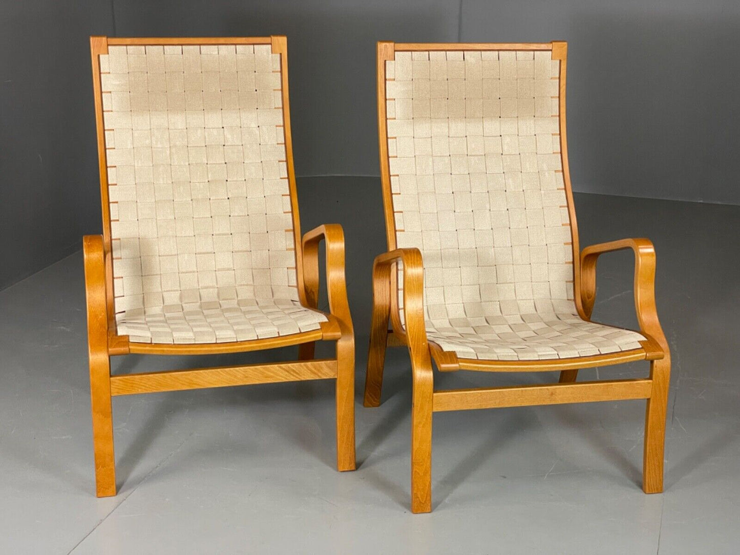 EB6140 Vintage Danish Bentwood Lounge Chairs Finn Østergard Style Beech MCM MBEN