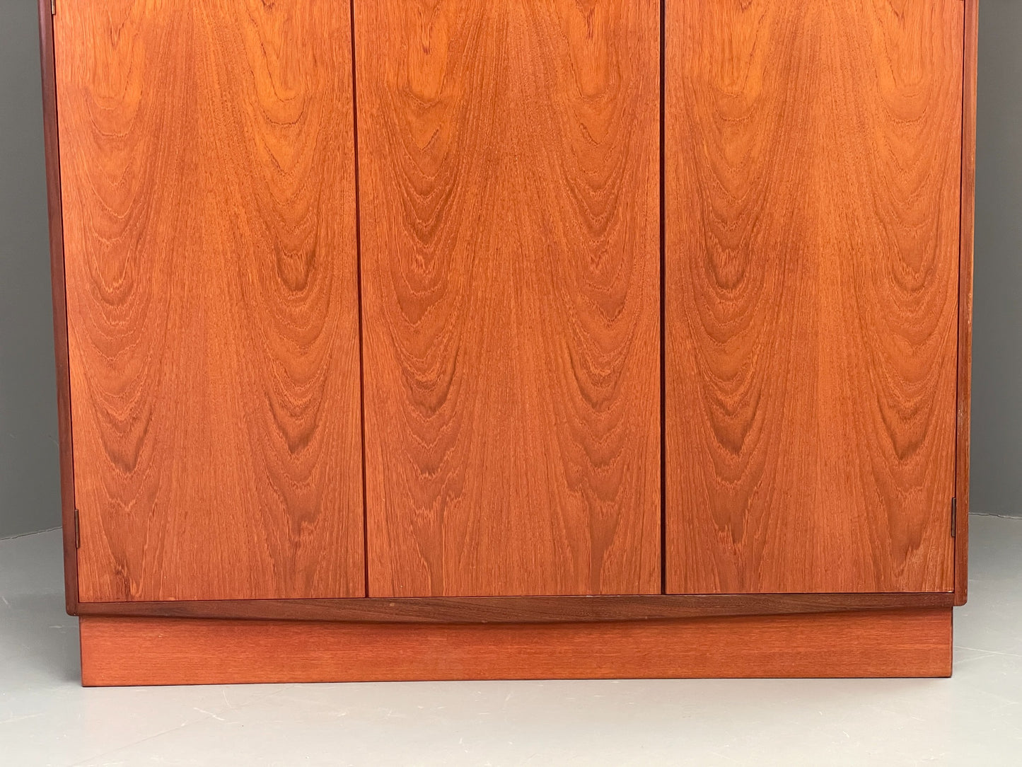 Vintage G-Plan Teak Wardrobe Triple Wide Clothes Rail Mid Century EB12205