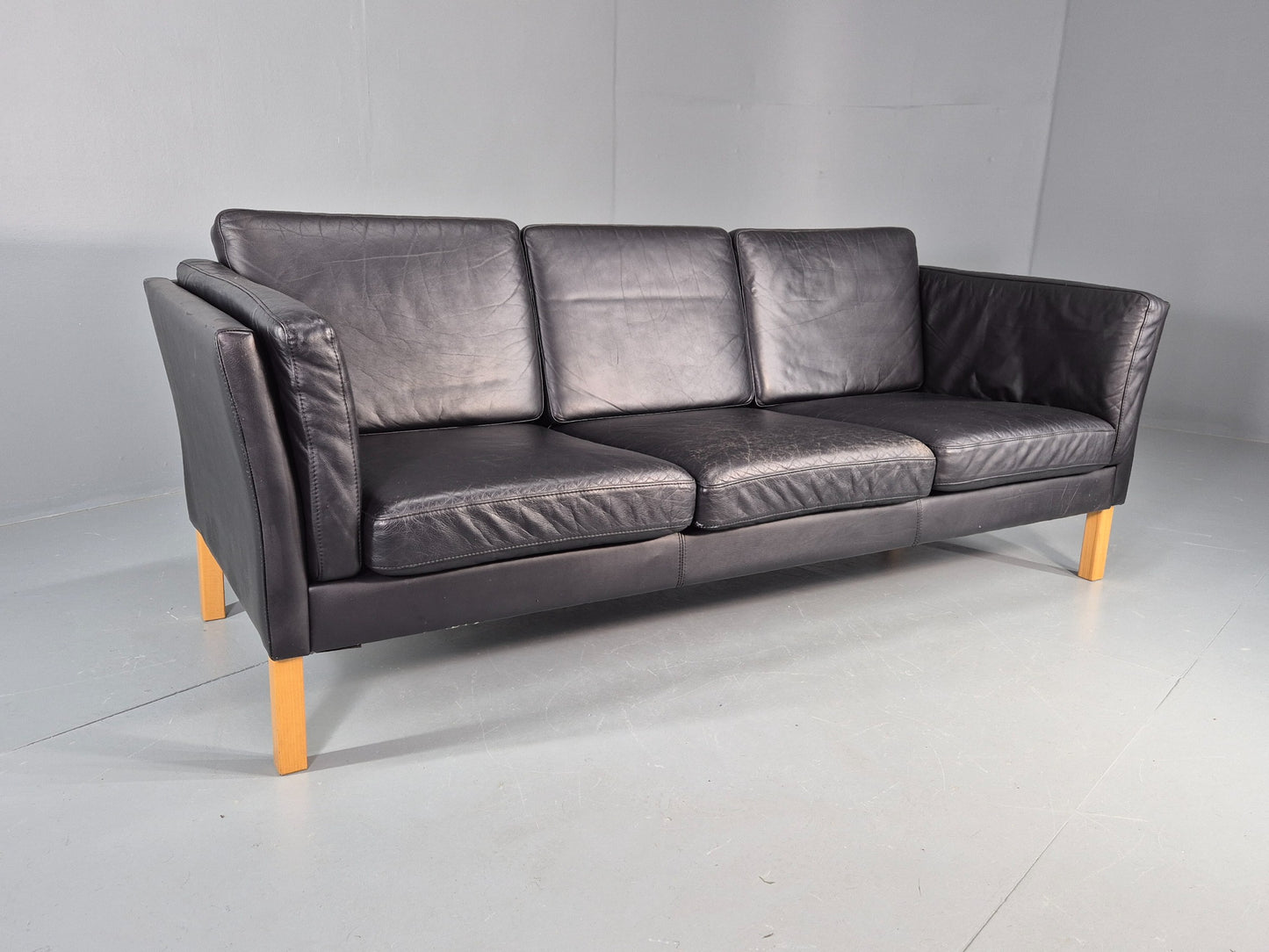 Vintage Danish 3 seater Sofa Black Leather 1980s Retro MCM EB12453