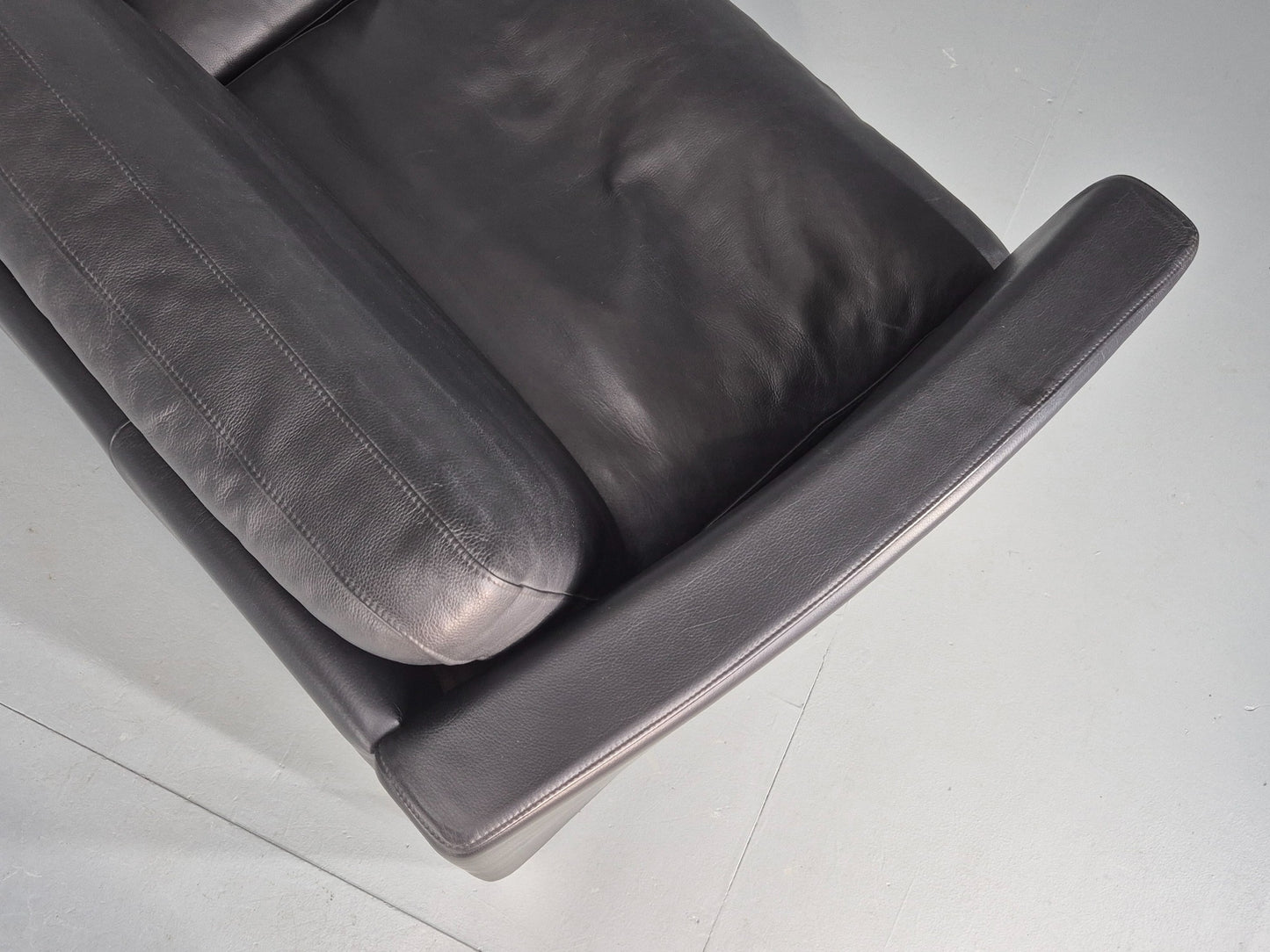 Vintage Stouby 2 Seater Sofa Black Leather 2000s Retro MCM  Quality EB12435