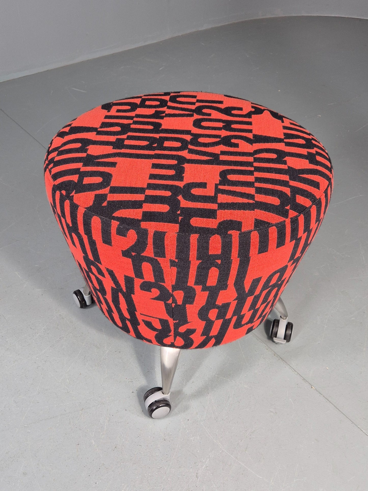Vintage Orange Box Point Stool Wheely Fun Office Stools EB12235.