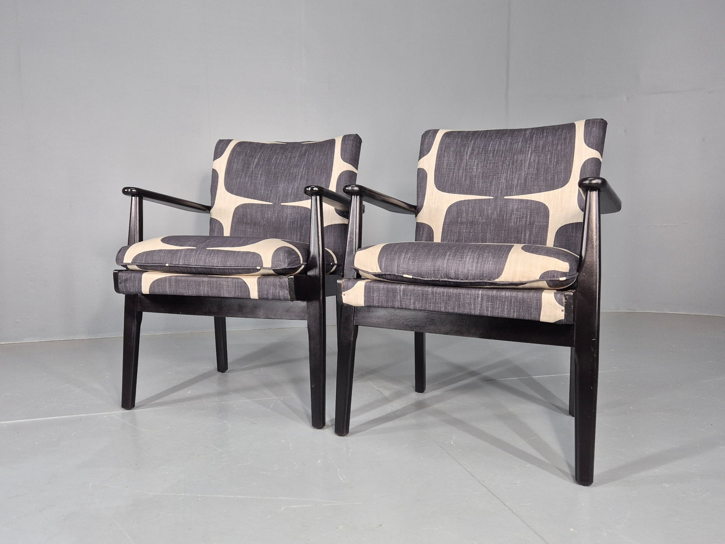 2 Vintage 1960s Lounge Chairs Parker Knoll New Upholstery EB11847