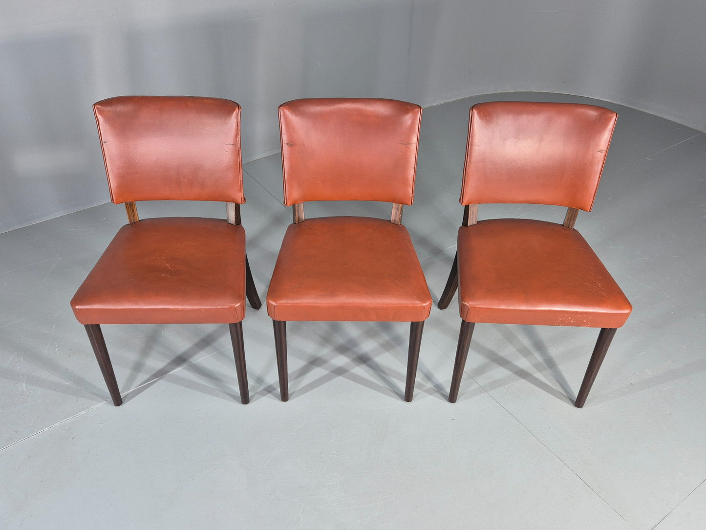 3 Mid Century Style Leather Dining Chairs Rero late 20th Century EB12532