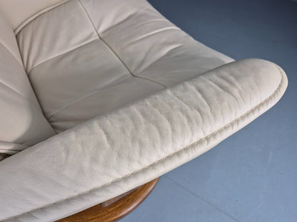 Vintage Stressless Chair and Stool Cream Leather Ekornes Original 1990s EB13078