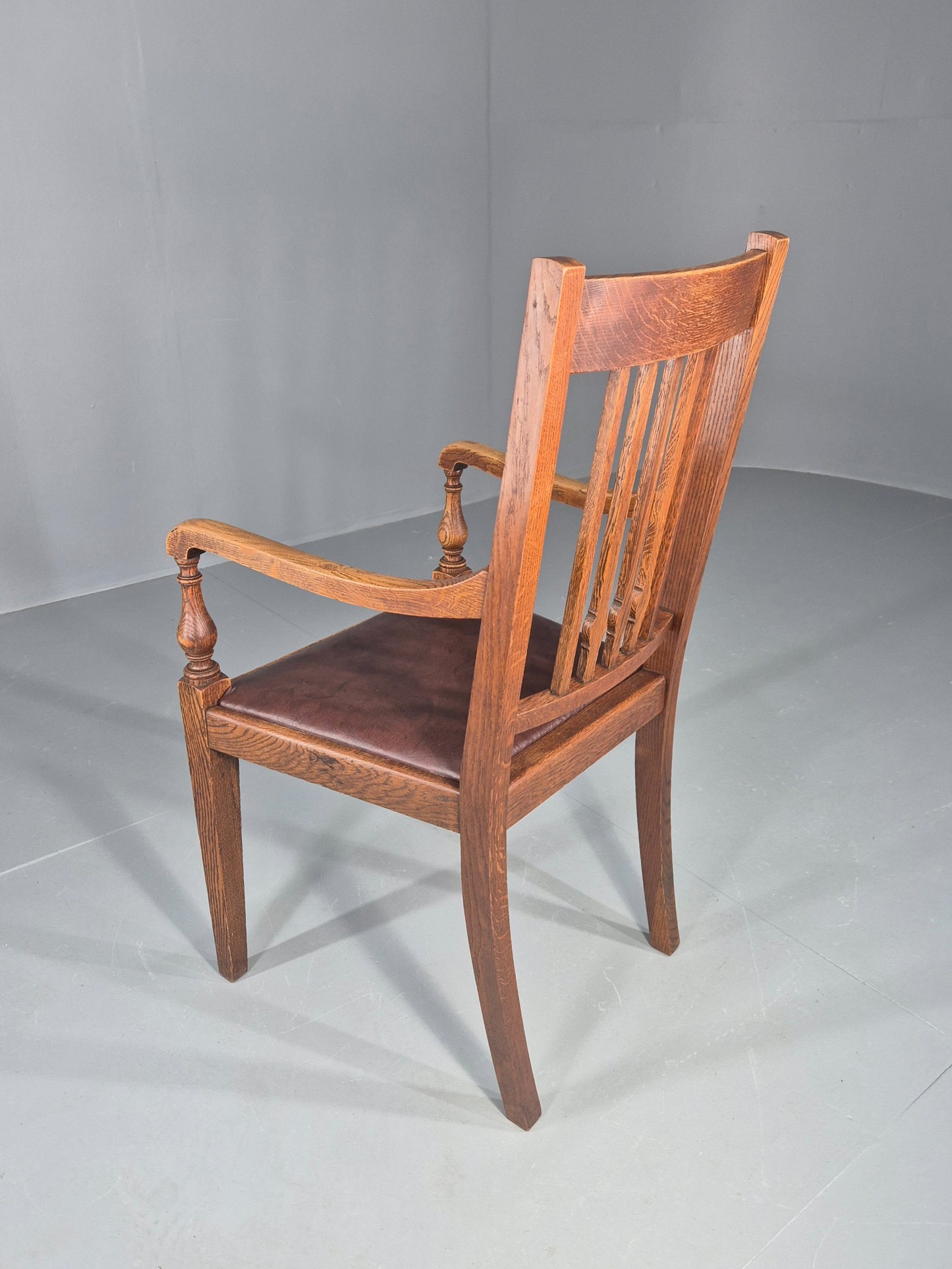 Antique Oak Elbow Chair Arts and Crafts Edwardian Vinyl Seat  EB12525