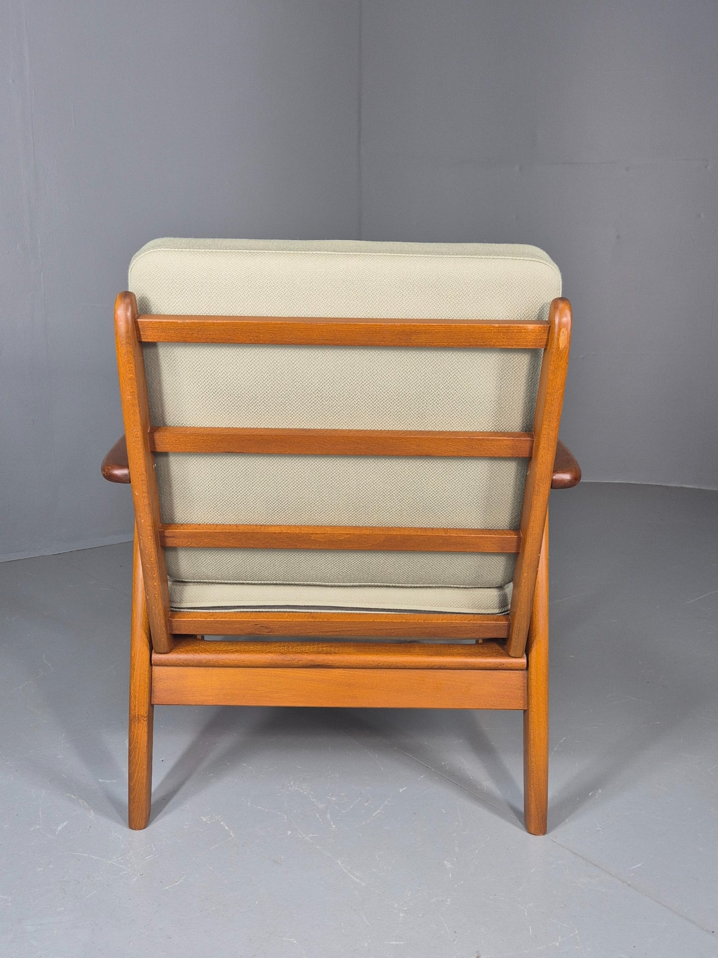 Vintage Mid Century Danish lounge chair Beech Frame 1970s Retro EB11372