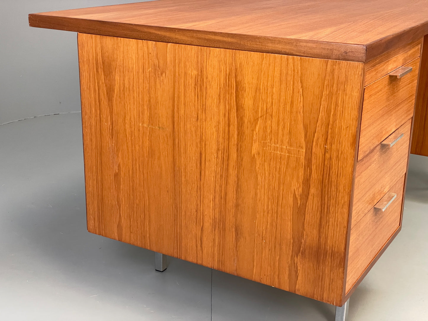 Vintage Teak Executive Desk Mid Century 1960s Drawers Chrome Retro EB12896