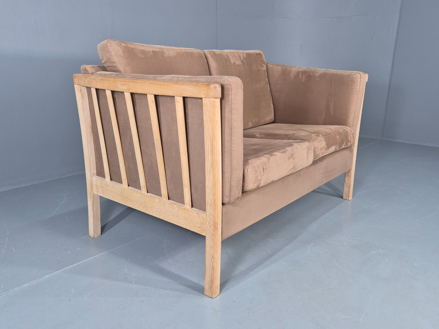 Vintage 2 seater Sofa 1980s Danish Beech Ends Retro Mid Century Modern Eb12561