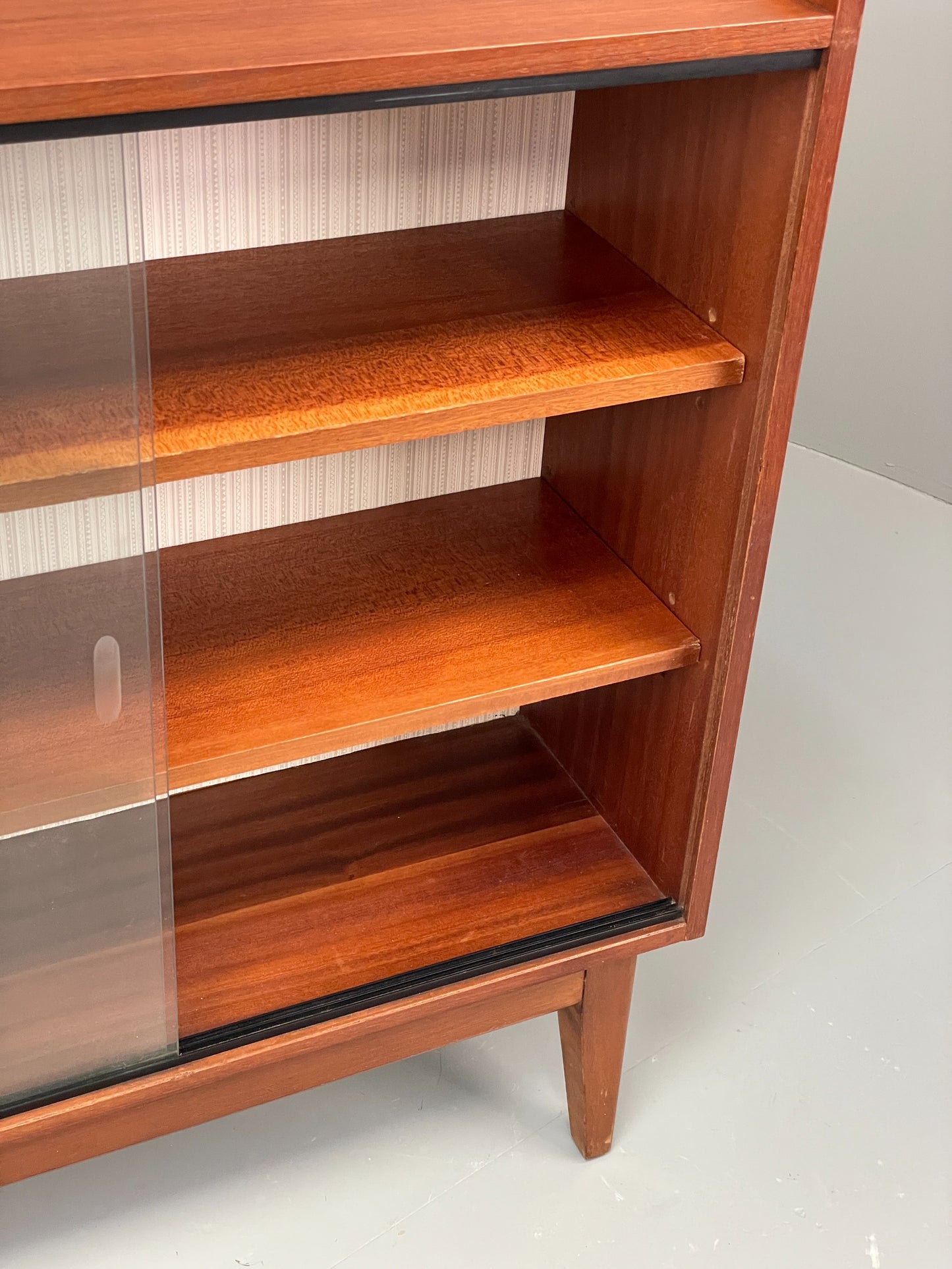 Vintage Teak Bookcase 1960s Retro Mid Century Glass Doors Shelving EB12877