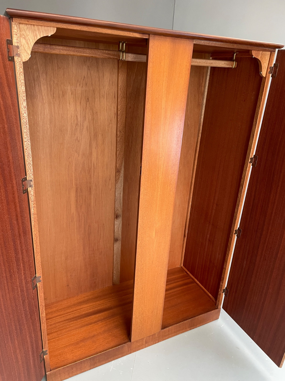 Vintage 1960s Teak Wardrobe Homeworthy Retro Mid Century Clothes Rail EB12299