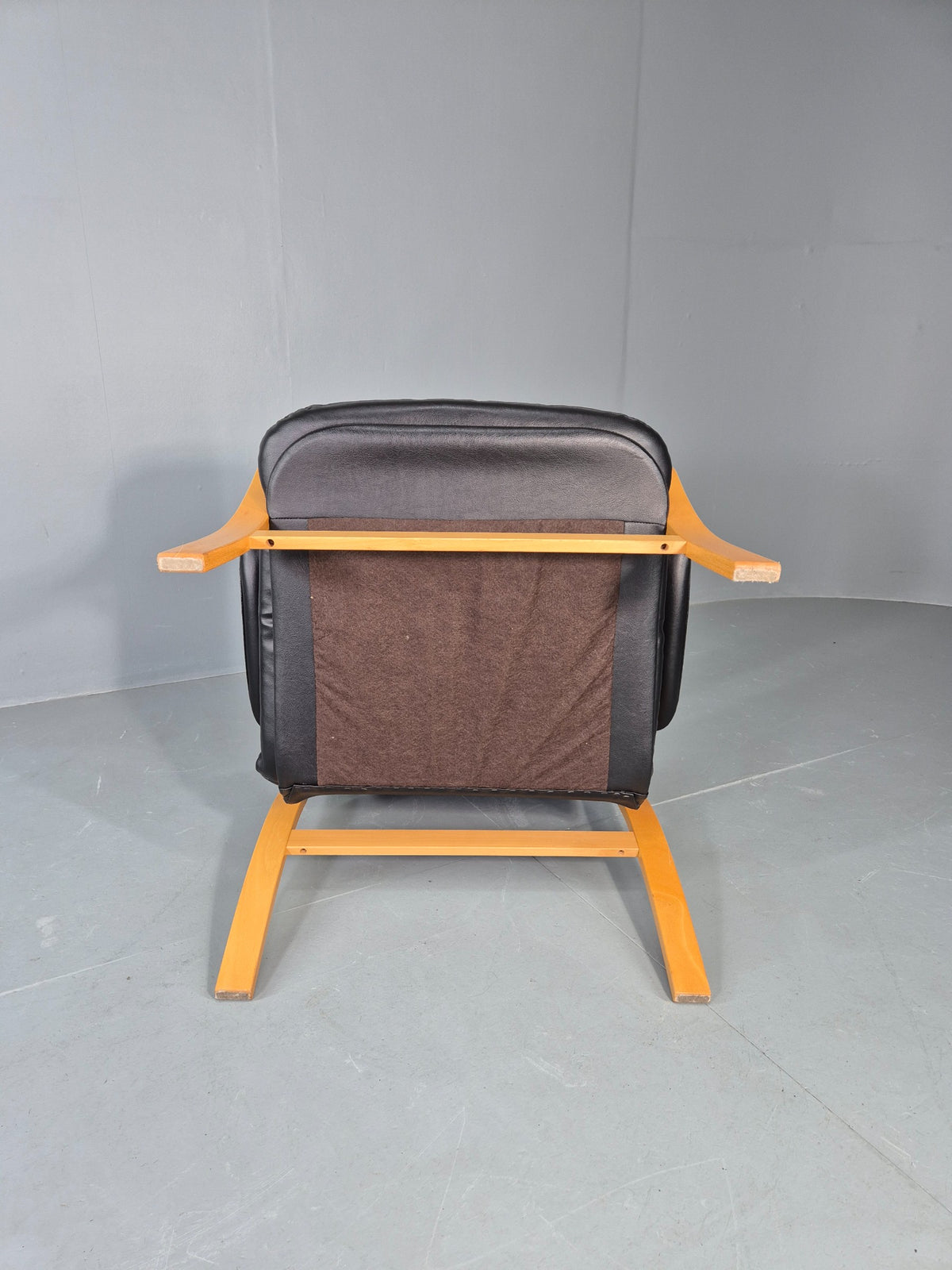 Vintage Danish Faux Leather Lounge Chair Bent Wood Frame 1980s Retro EB13074