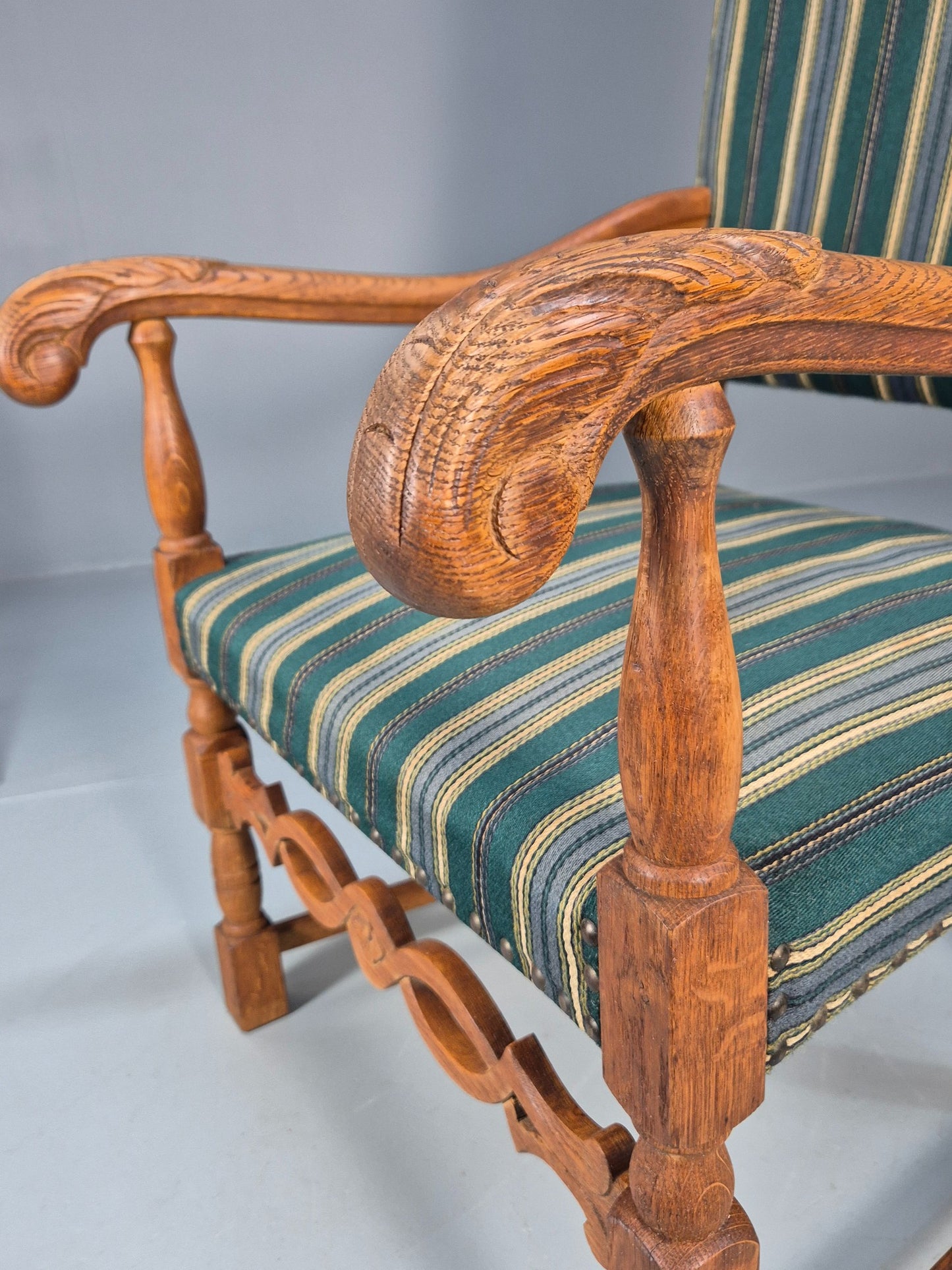 Baroque Style Throne Armchair Oak Frame Wool Stripe Upholstery EB08988