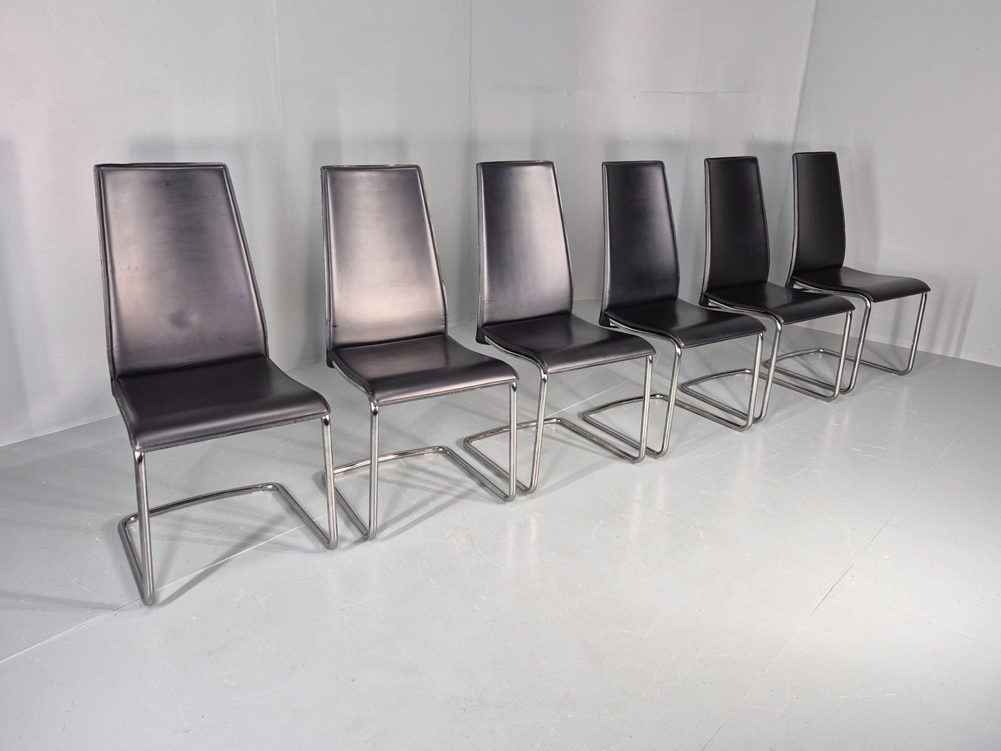 6 Vintage Calligaris Swing Chairs Black Leather and Chrome Modern Design EB12538
