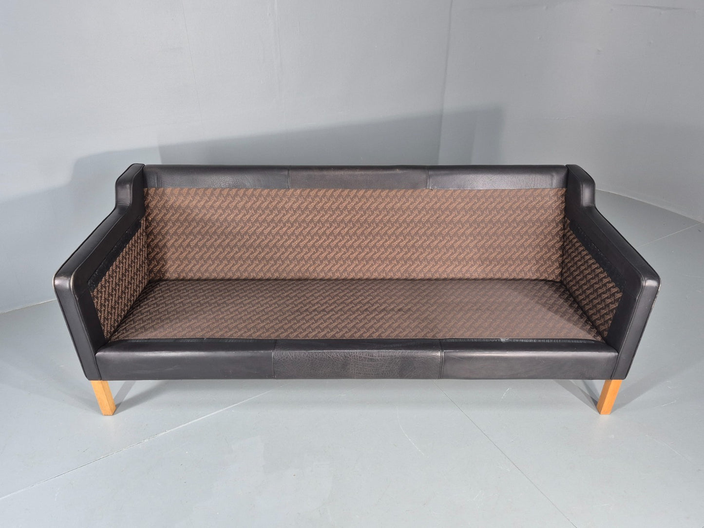 Danish Mid-Century 3-Seater Black Leather Sofa — Vintage Mogensen Style, Solid Wood Frame