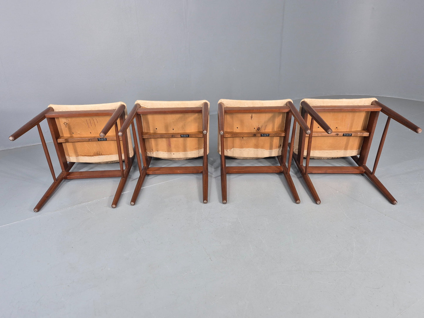 4 Vintage Scandart Dining Chairs Cream Vinyl Teak Frame 1960s MCM Retro EB12188