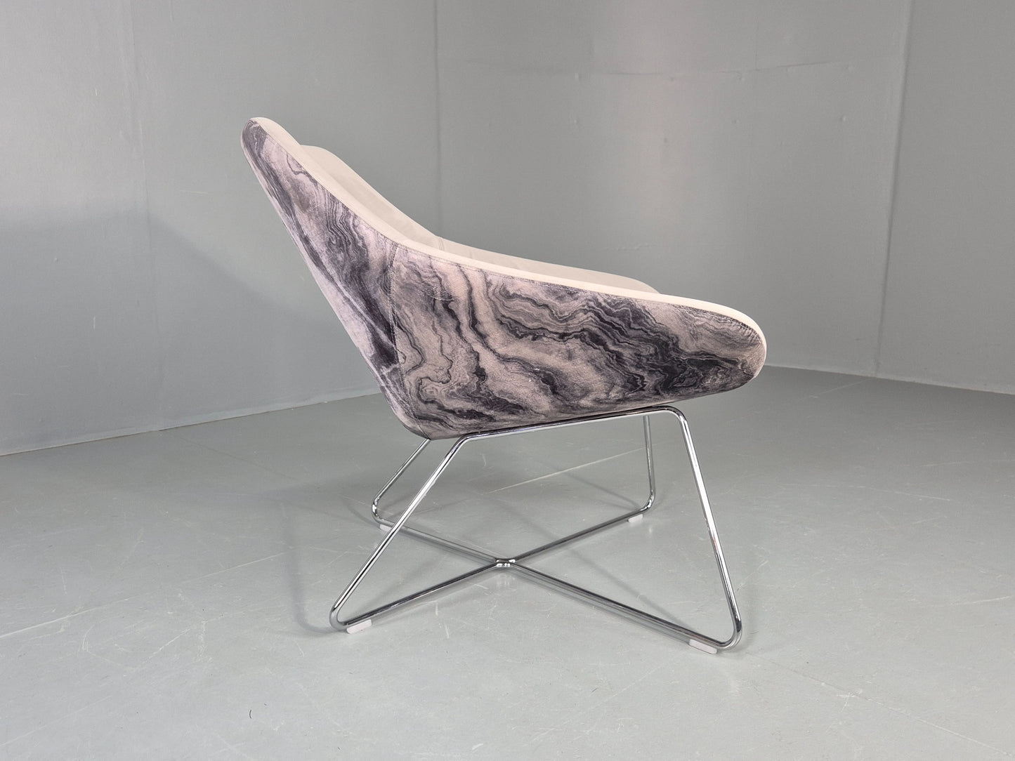 Vintage Retro Lounge Chair Allermuir A642 Two Tone Fabric Modern Design EB12805