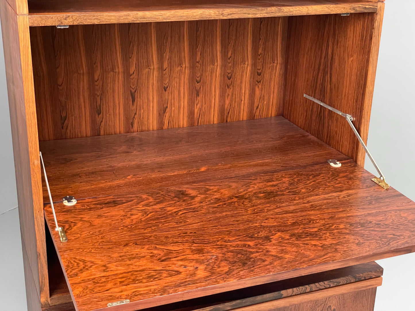 Vintage Wall Unit Archie Shine Sideboard Cabinet Mid Century Drawer EB12823