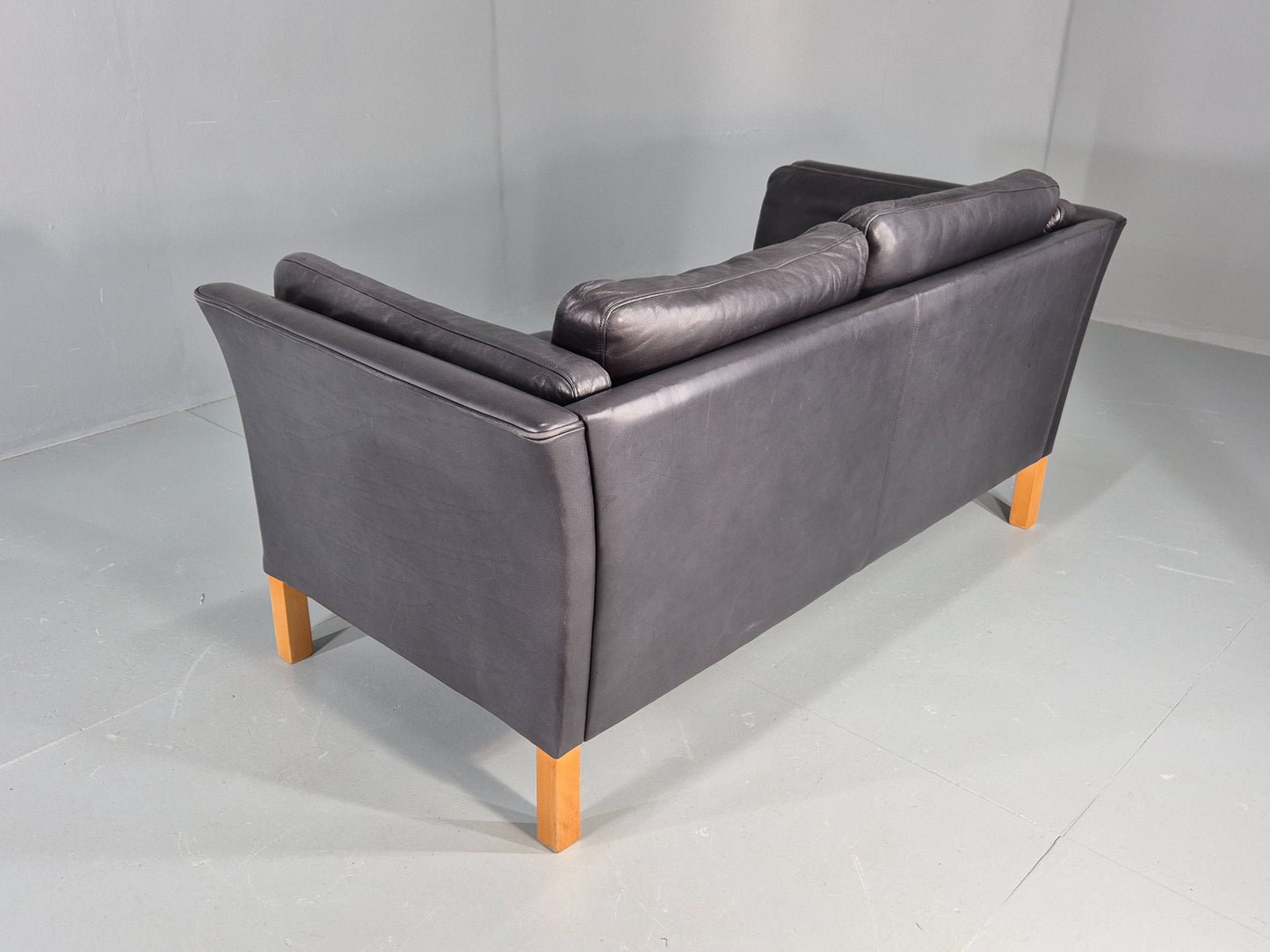 Vintage 2 Seater Sofa Mogens Hansen Danish Retro MCM Quality EB12436