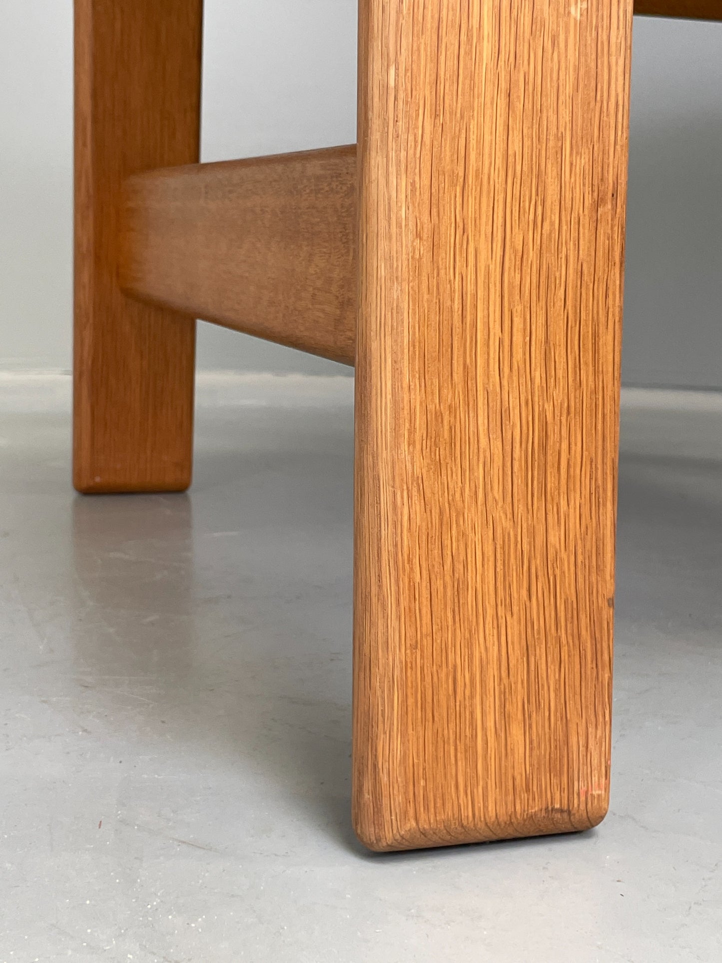 Vintage Oak Coffee Table Retro Danish Design Solid Oak Chunky EB12359