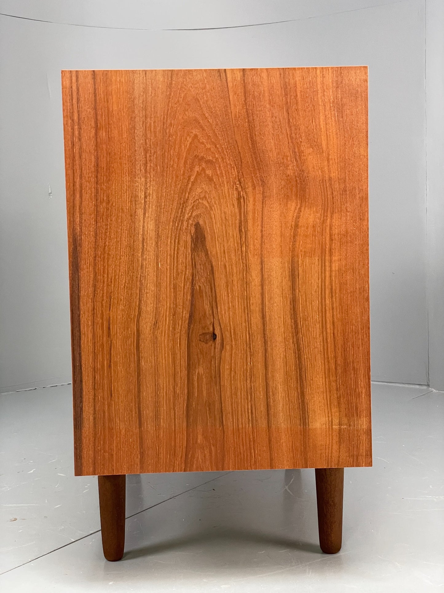 Vintage 1970s Teak Cabinet Sliding Doors Retro Handles Shelving EB11503
