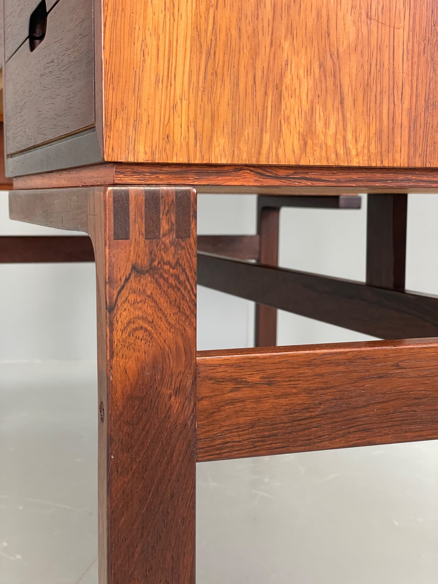 Vintage 1960s Rosewood Desk Arne Wahl Iverson Mid Century Danish Drawer EB12284
