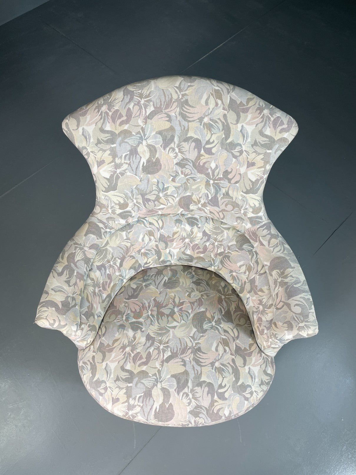 Vintage Danish 1940s Lounge Chair Tub Style Floral Fabric Antique EB06430