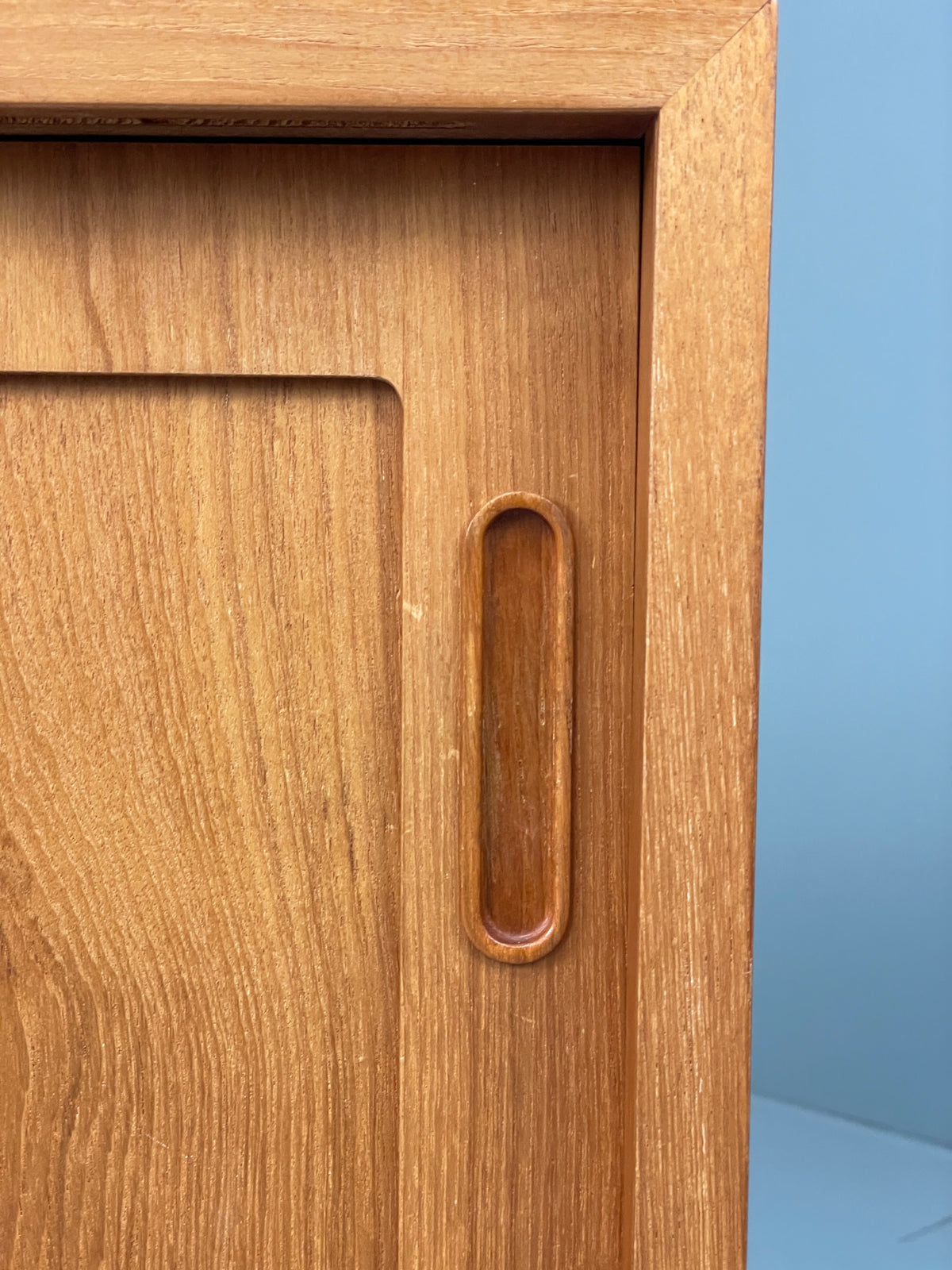 Vintage Hundevad Teak Sideboard Cabinet Danish Mid Century 1960s Shelves EB13103