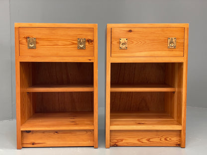 Vintage Pine Bedside Cabinets Pair 1970s Retro Drawers Brass Handle EB12904